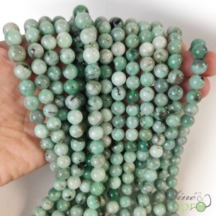 Emeraude en perles rondes 8mm - fil complet