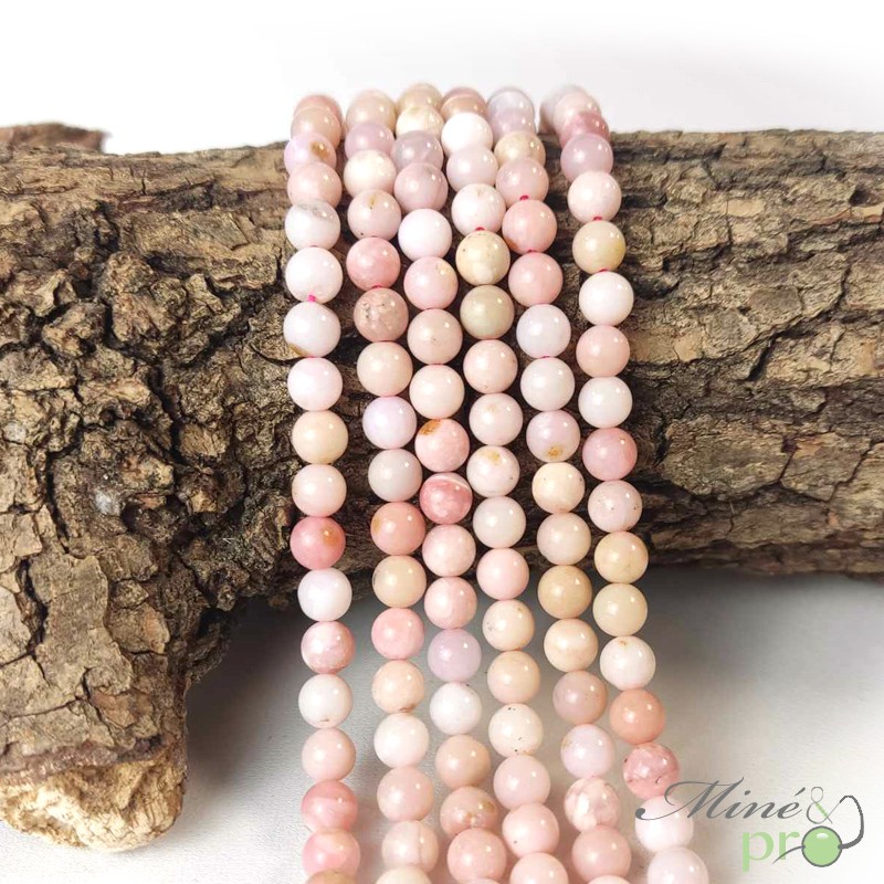 Opale rose Pérou en perles rondes 6mm - fil complet