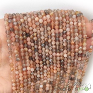 Pierre de lune en perles facettées 4mm - fil complet
