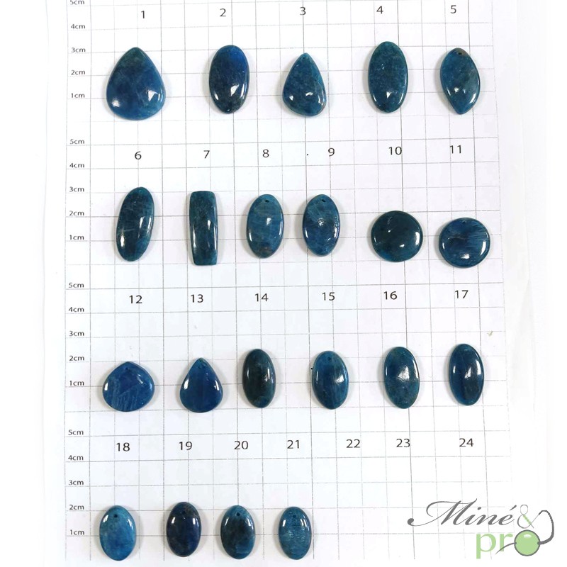 Apatite A - cabochons percés Apatite A - cabochons percés