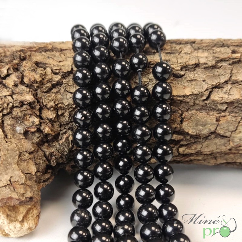 Spinelle noire en perles rondes 8mm - fil complet
