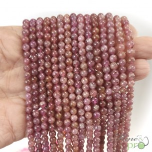Tourmaline rose AA en perles rondes 4mm - fil complet