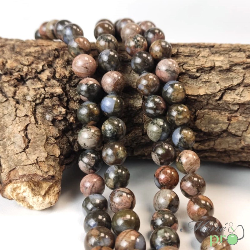 Que sera A en perles rondes 10mm - fil complet
