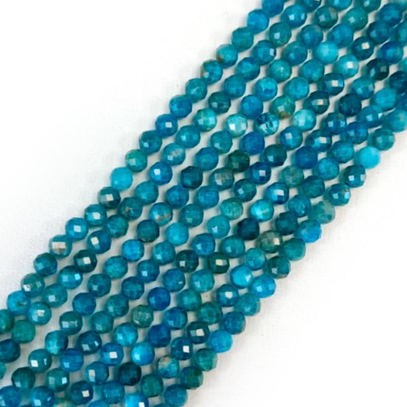 Apatite A+ en perles facettées 4mm - fil complet Apatite A+ en perles facettées 4mm - fil complet