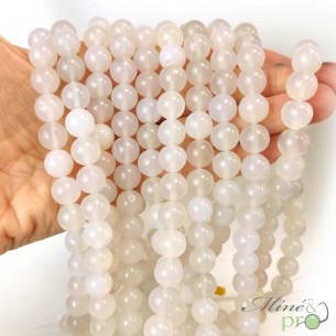 Agate blanche A en perles rondes 10mm - fil complet