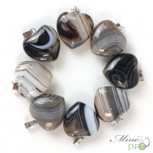 Onyx à bandes - pendentif en forme de coeur 2cm
