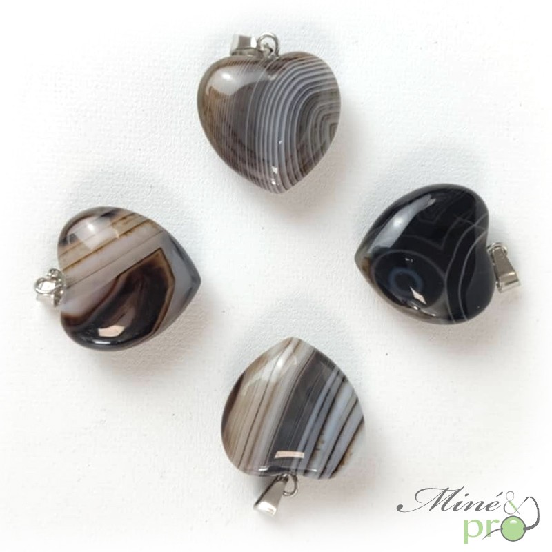 Onyx à bandes - pendentif en forme de coeur 2cm
