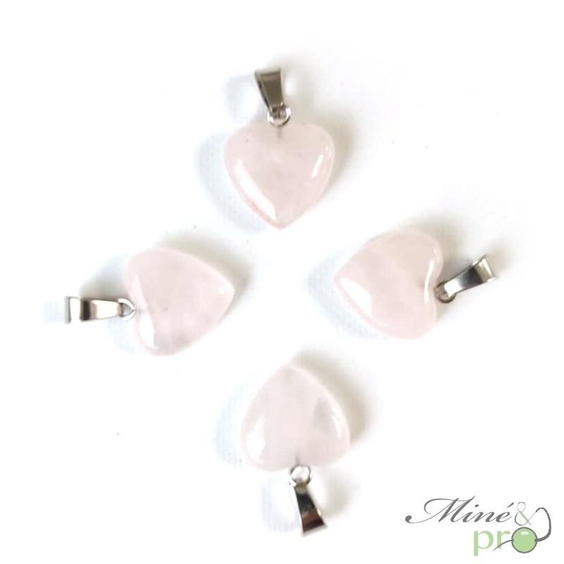 Quartz rose - pendentif en forme de coeur 1,5cm