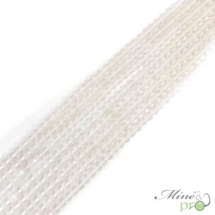 Cristal de roche MAT en perles rondes 4mm - fil complet