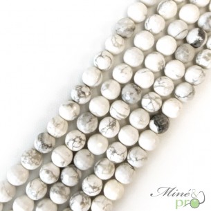 Howlite en perles facettées 8mm - fil complet