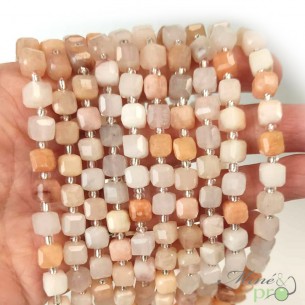 Aventurine rose en perles "carré" 7mm - fil complet