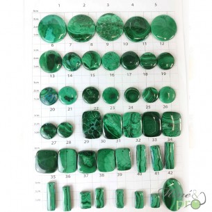 Malachite - cabochons percés