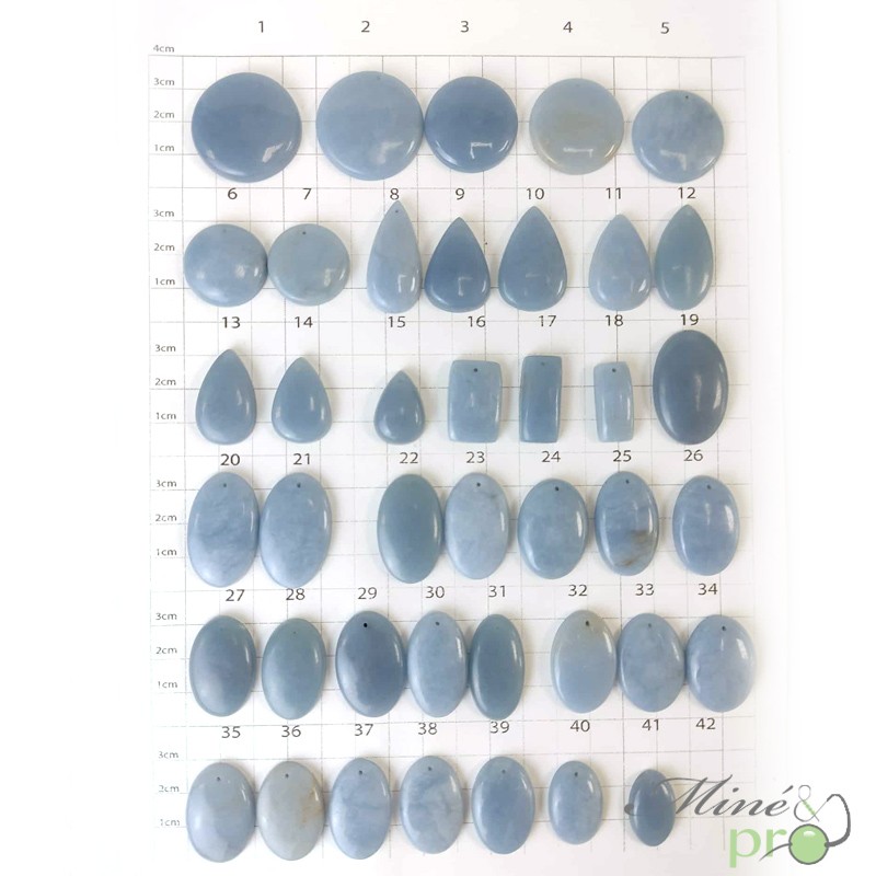 Angélite - cabochons percés Angélite - cabochons percés