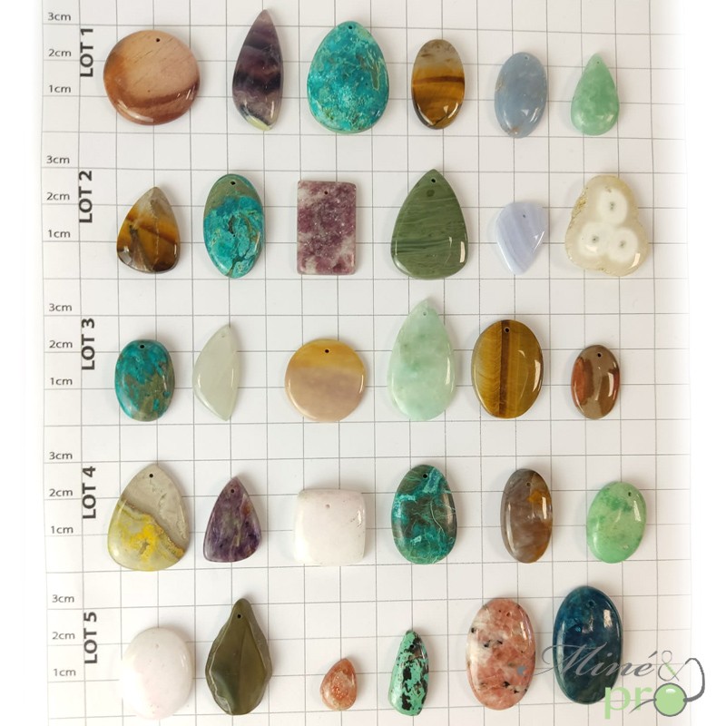 LOT A - cabochons percés