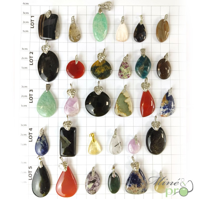 LOT A - pendentifs