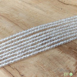 Cristal de roche AAA en perles facettées 4mm - fil complet