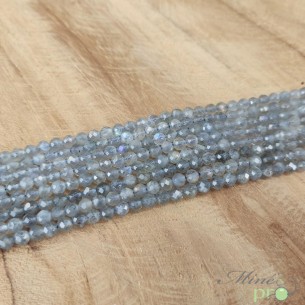 Labradorite Extra en perles facettées 4mm - fil complet