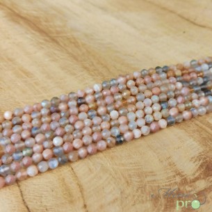 Pierre de lune A+ en perles facettées 4mm - fil complet