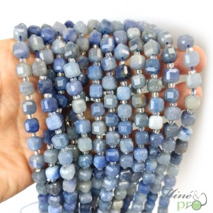 Aventurine bleue en perles "carré" 7mm - fil complet