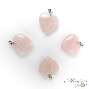 Quartz rose - pendentif en forme de coeur