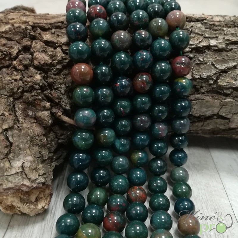 Jaspe sanguin naturel (Héliotrope) en perles rondes 8mm - fil complet Jaspe sanguin naturel (Héliotrope) en perles rondes 8mm - fil complet
