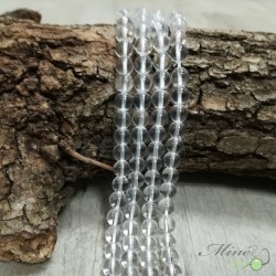 Cristal de roche naturel en perles rondes 6mm - fil complet