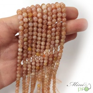 Pierre de lune orange en perles rondes 4mm - fil complet