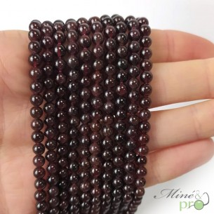 Grenat almandin A en perles rondes 4mm - fil complet