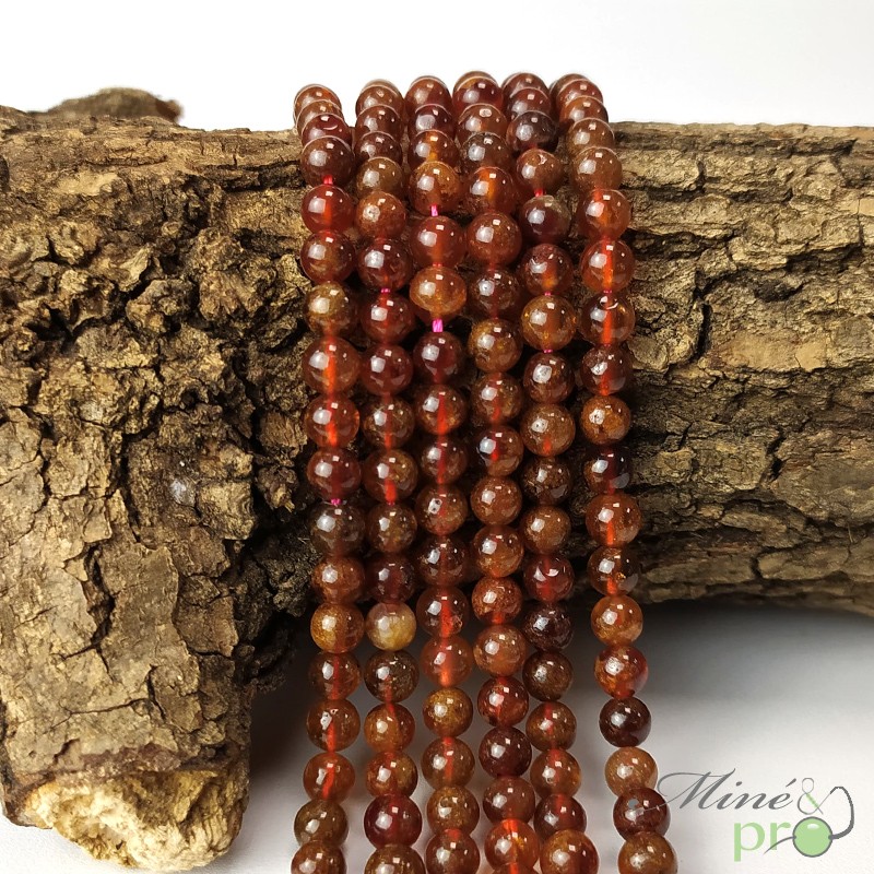 Grenat hessonite en perles rondes 6mm - fil complet