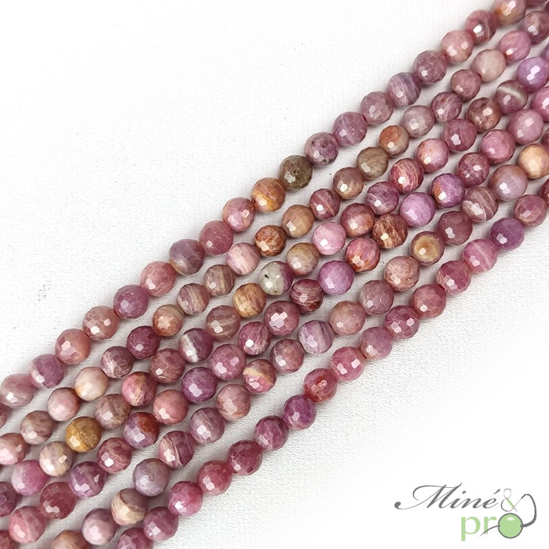 Rubis en perles facettées 5mm - fil complet
