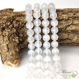 Sélénite en perles rondes 10mm - fil complet