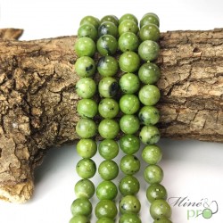 Jade nephrite en perles rondes 10mm - fil complet