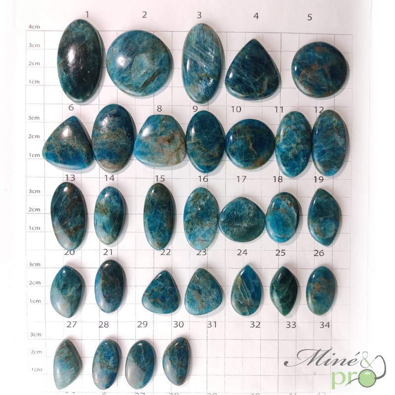 Apatite B - cabochons