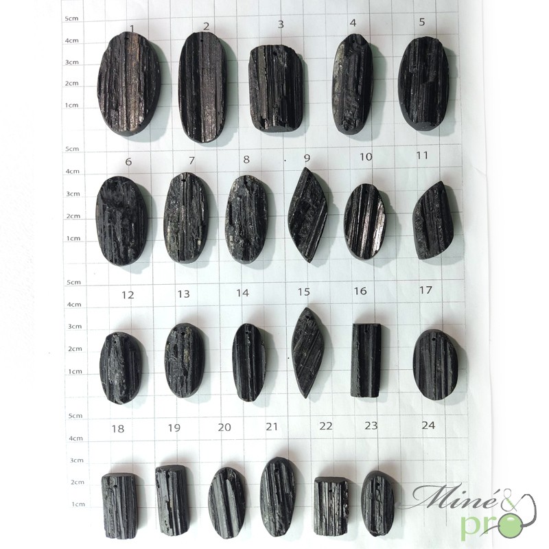 Tourmaline noire brute - cabochons percés